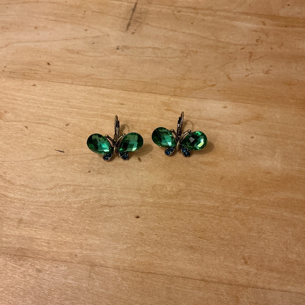Green and gold tone drop earrings